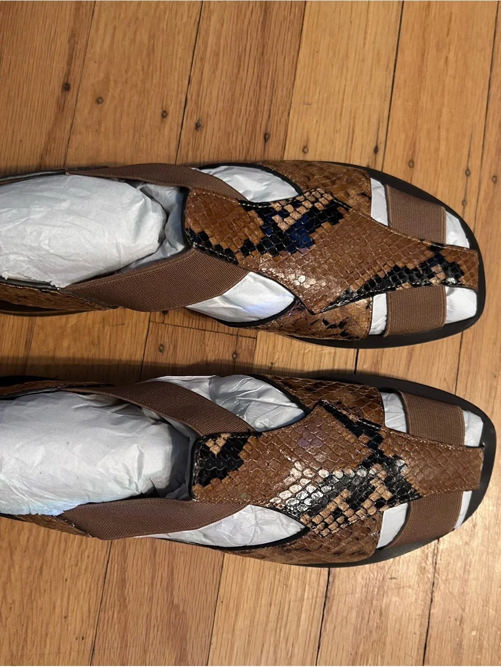 Tory Burch Tan Brown Snake-Print Fisherman Sandals